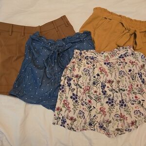 Spring Shorts Set Of 4 Size M